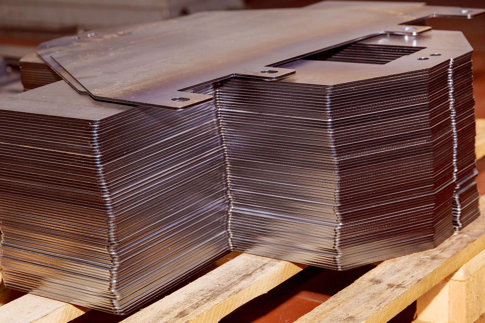 The Benefits of Hiring a Sheet Metal Fabrication Company